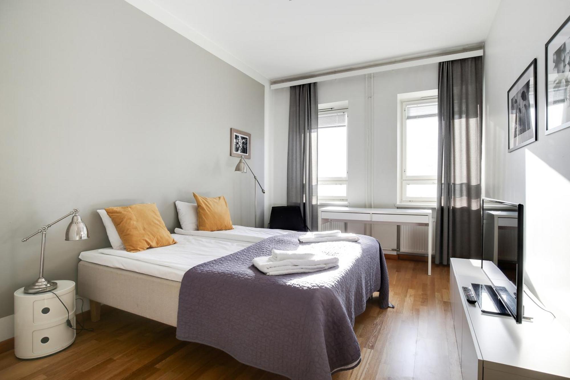 Kotimaailma Apartments Kamppi - 2Br In The City Center With Code Lock เฮลซิงกิ ภายนอก รูปภาพ